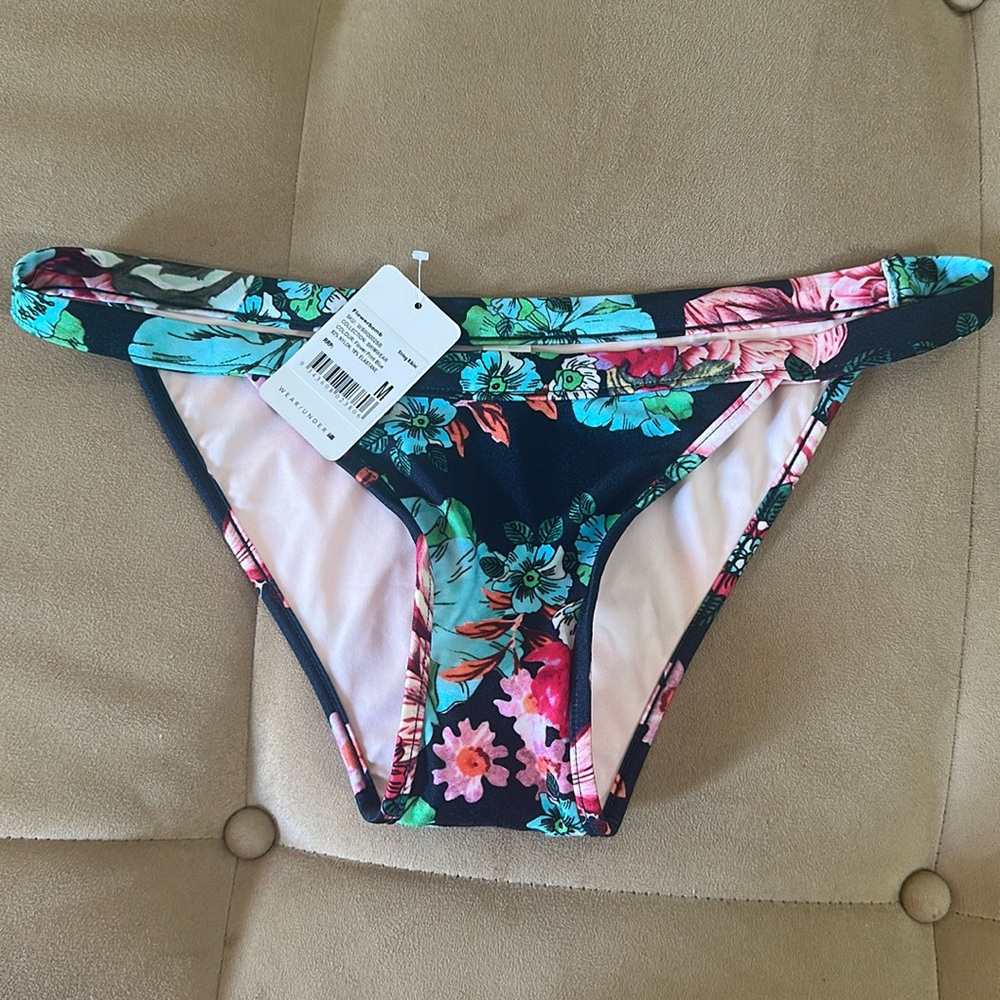 Mosmann Swim Bikini Swimsuit Bathing Suit Black  Flower M